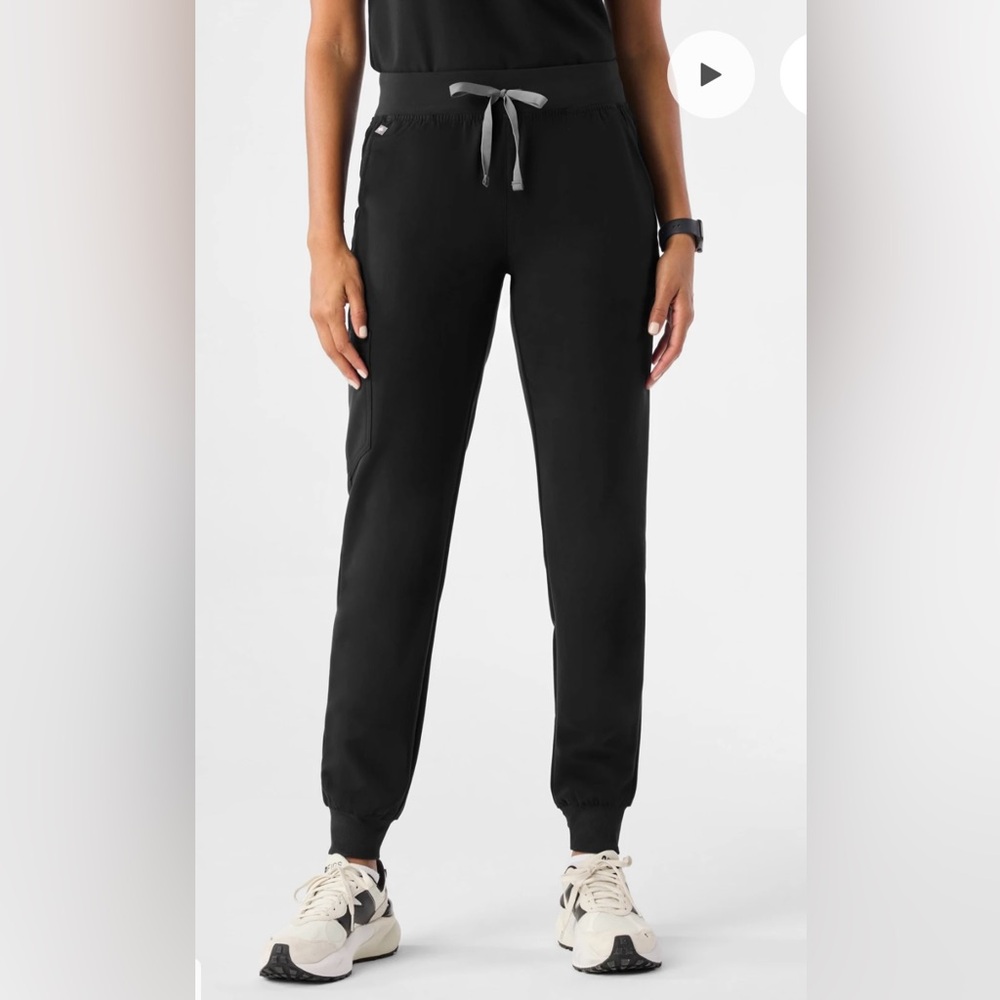 Figs Black Ankle Jogger Pants size m